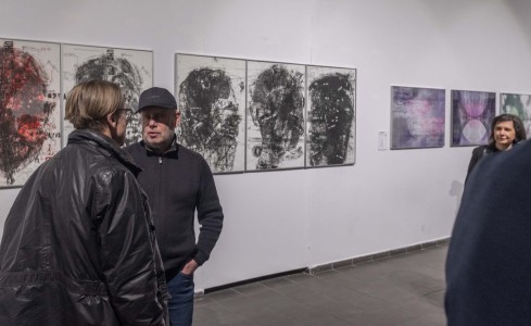 Click to zoom the picture.